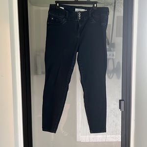 Women/Torrid skinny jeans/size 14s/Excellent condition